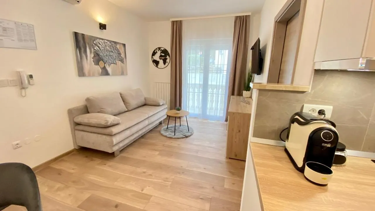 Apartment Komljenovic Póla