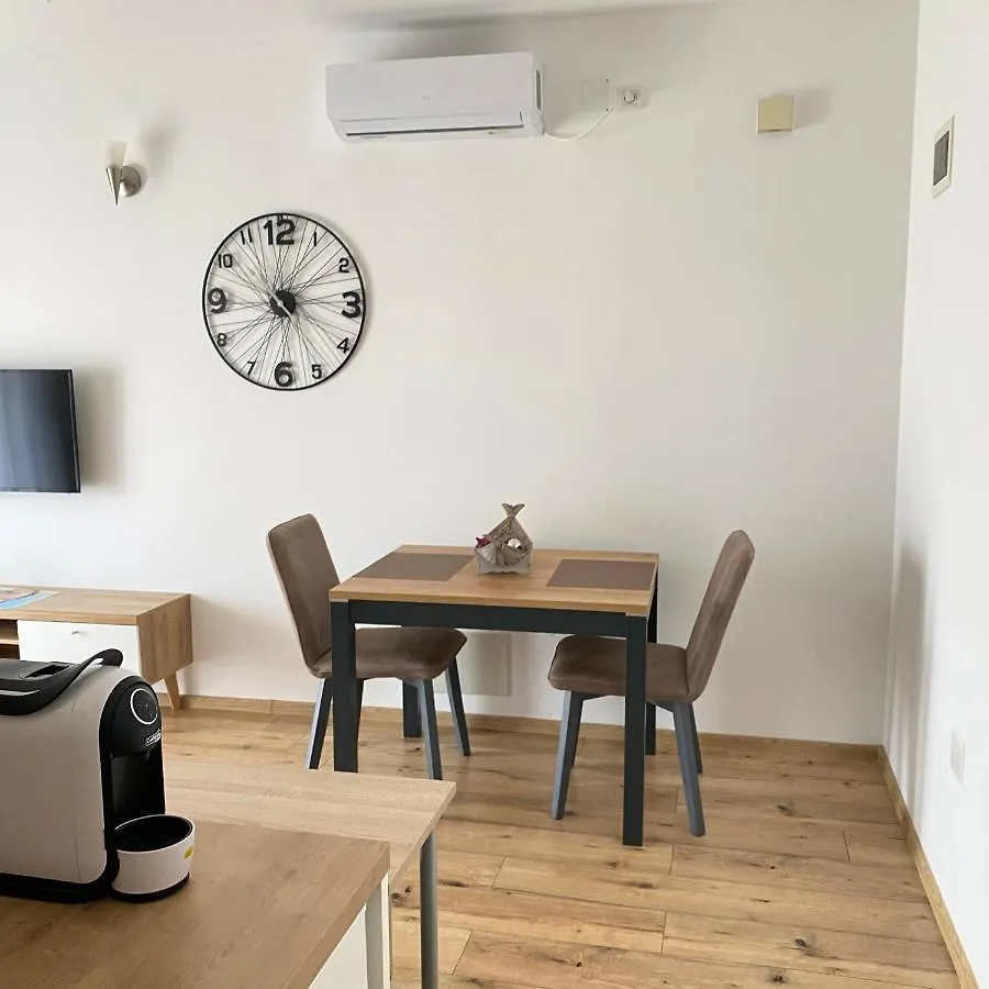 Apartment Komljenovic Póla