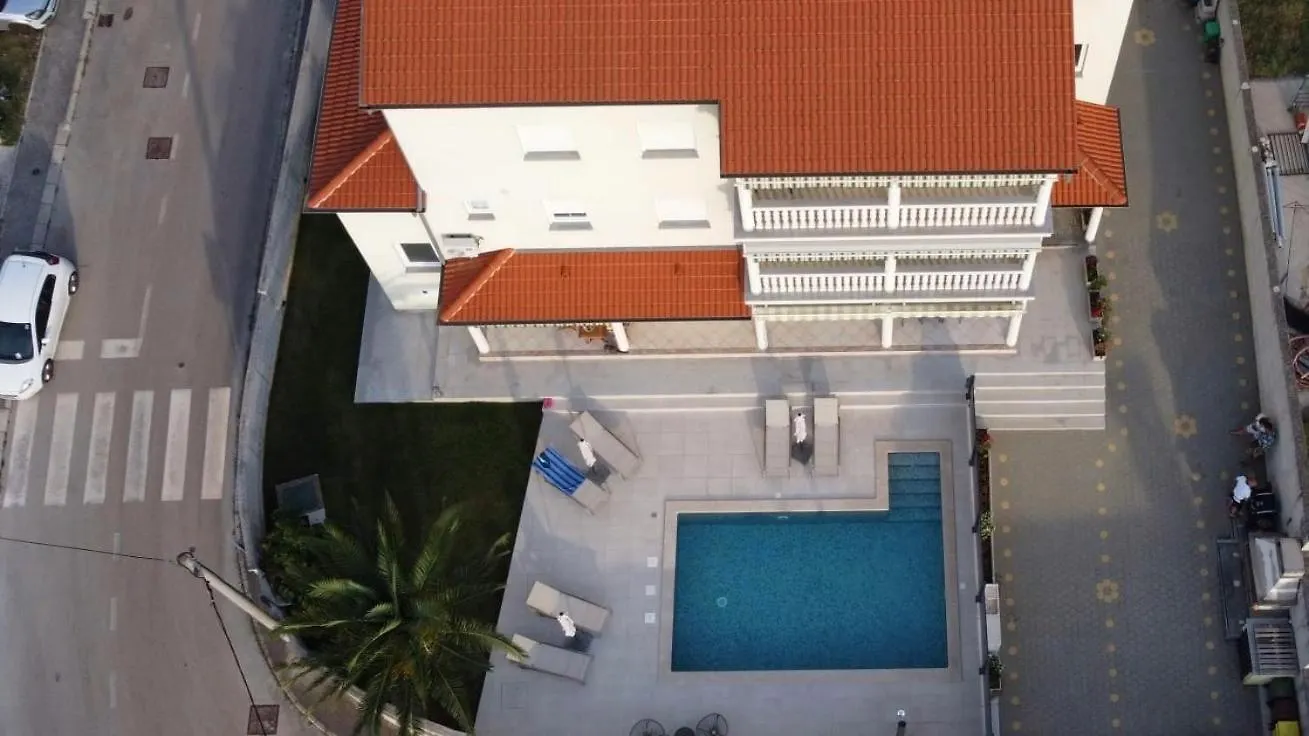 Apartment Komljenovic Póla Horvátország