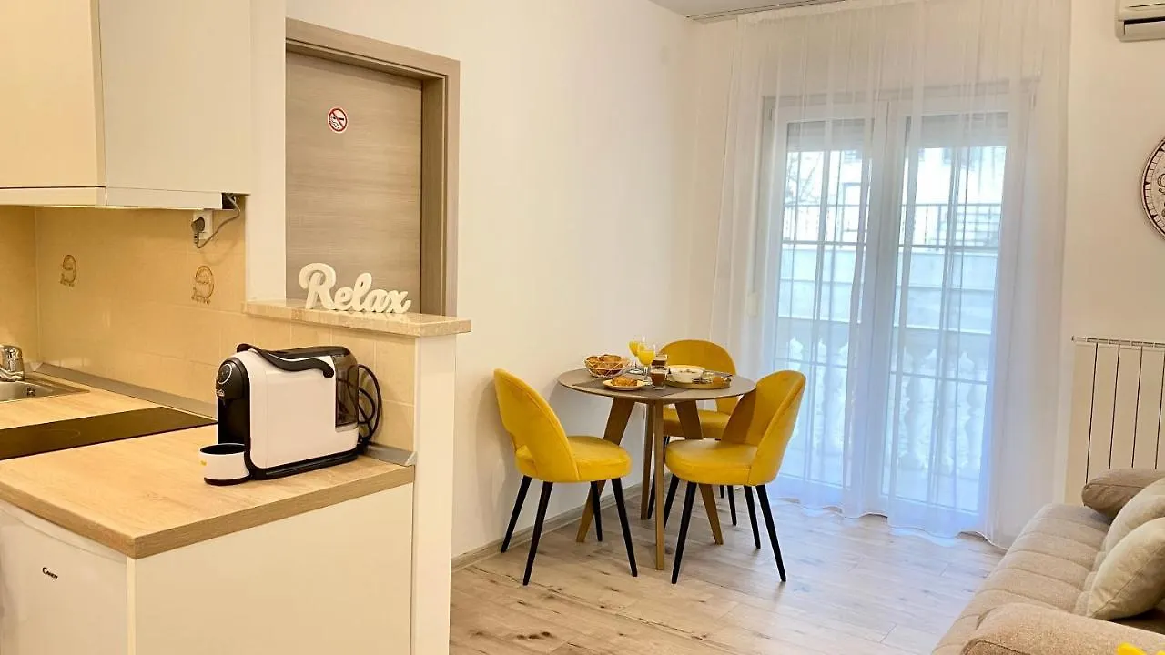 Apartment Komljenovic Pola