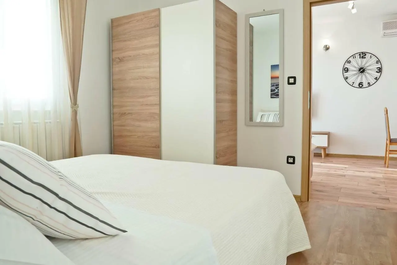 Apartment Komljenovic Pula